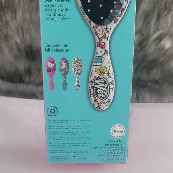 Hello Kitty Wet Brush Detangler - Limited Edition - Picture 7 of 8